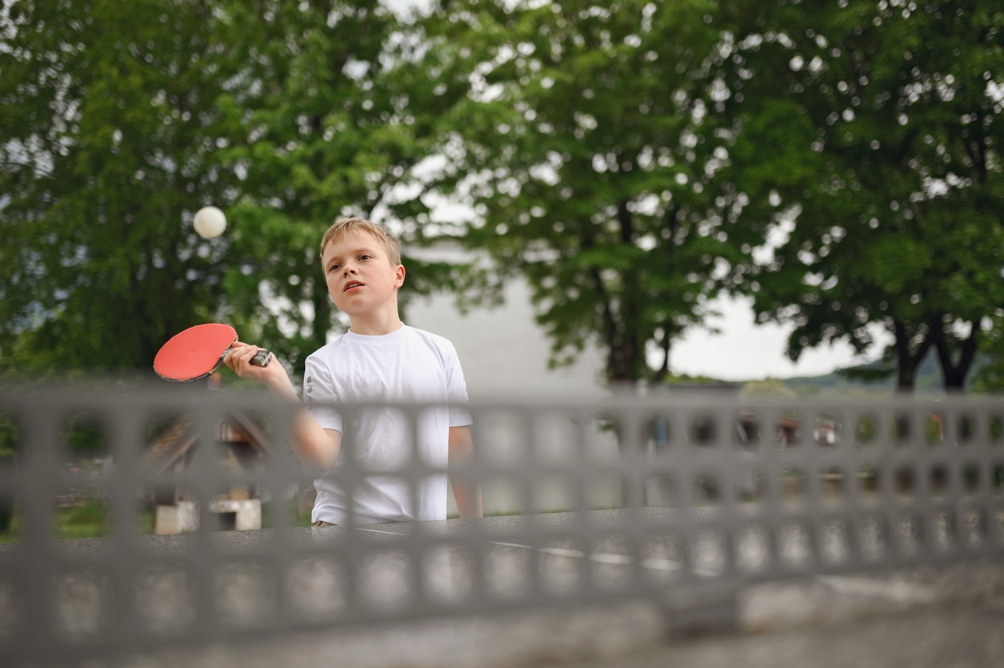 Tenis stołowy dla dzieci – czym różni się do ping-ponga dla dorosłych?